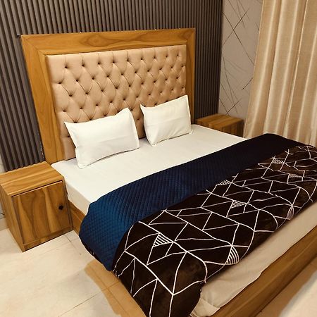 Madan Kunj B & B Mall Road Shimla Exterior photo